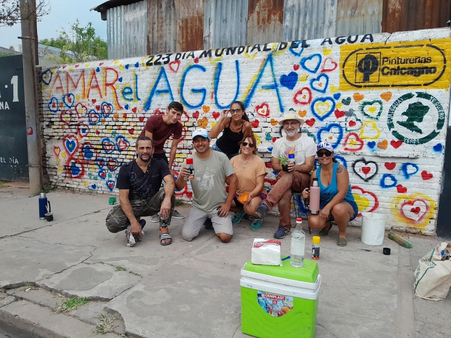 Integrantes de la creación del mural.