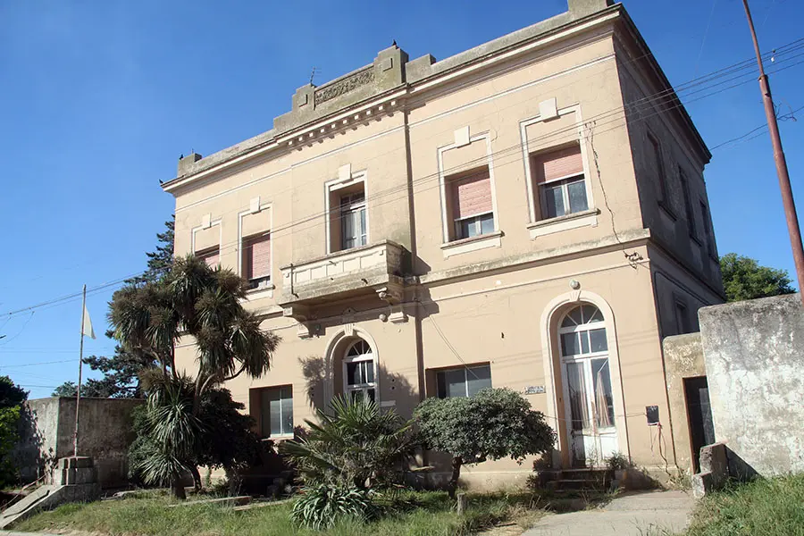 Atacó a escopetazos la casa de los suegros, en Quequén