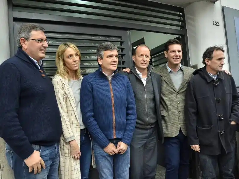 Atanasof lanzó el "Grupo Esmeralda" junto a intendentes del FPV