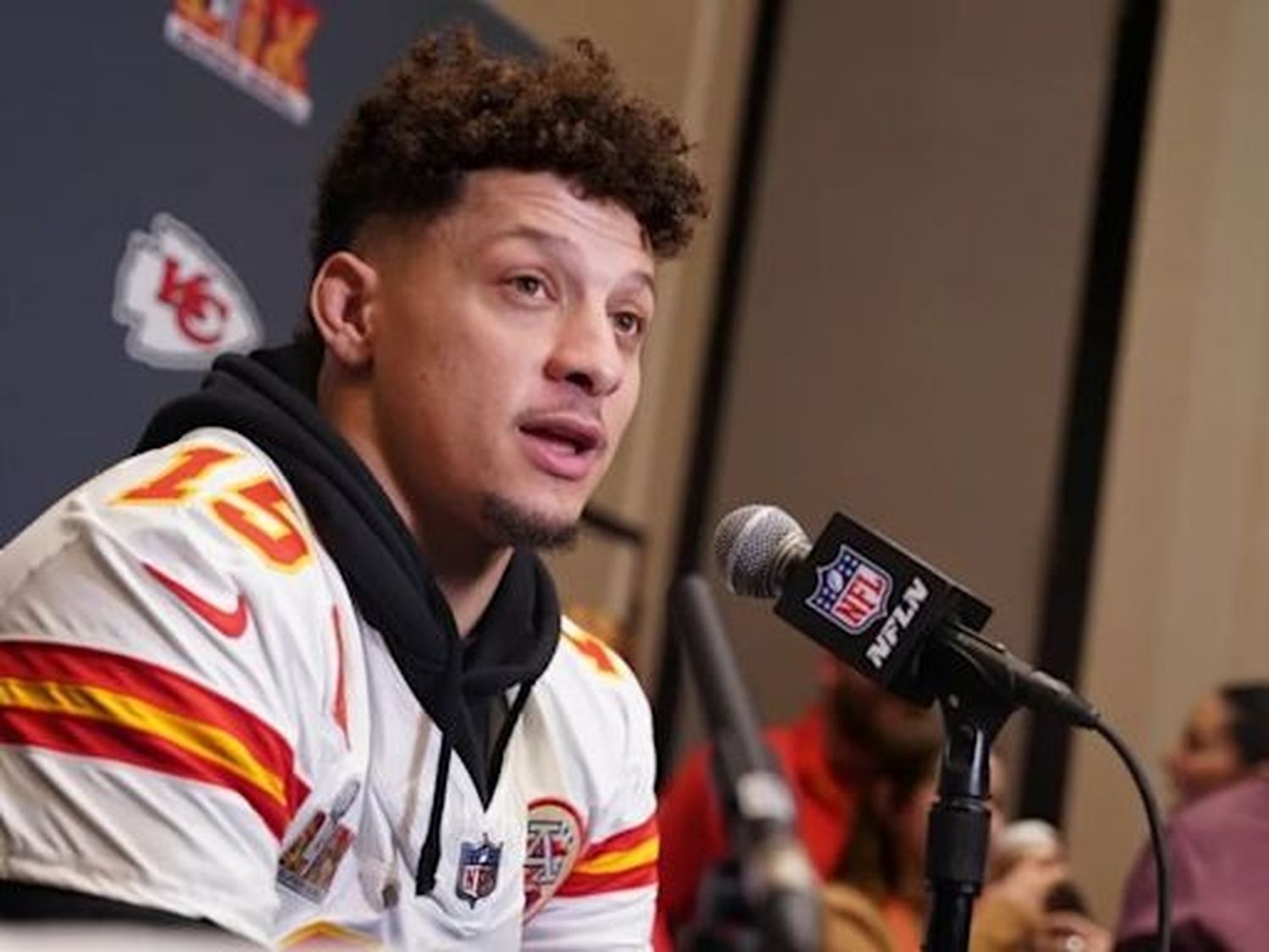 Patrick Mahomes elogia a Lionel Messi antes del Super Bowl
