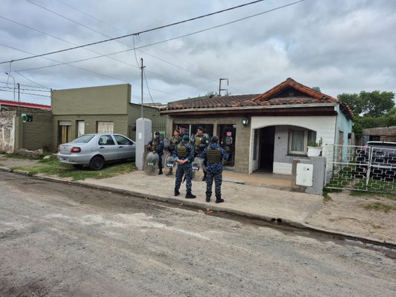 Realizan más de 20 allanamientos en simultáneo en Tandil y la zona
