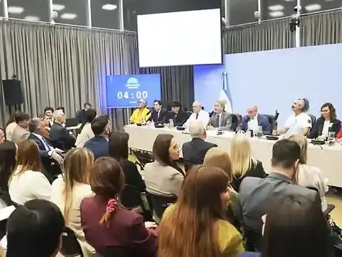 Ley de Glaciares: el oficialismo busca aprobar esta semana la reforma en el Congreso