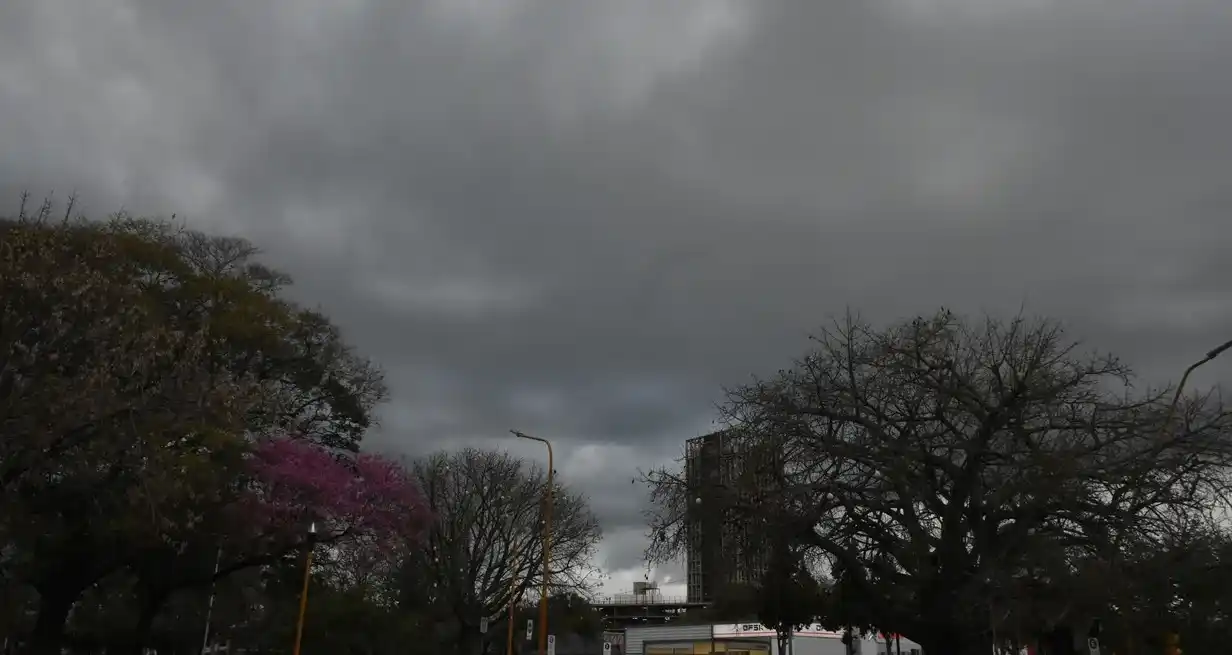 El SMN emitió un alerta amarillo para el centro del país.