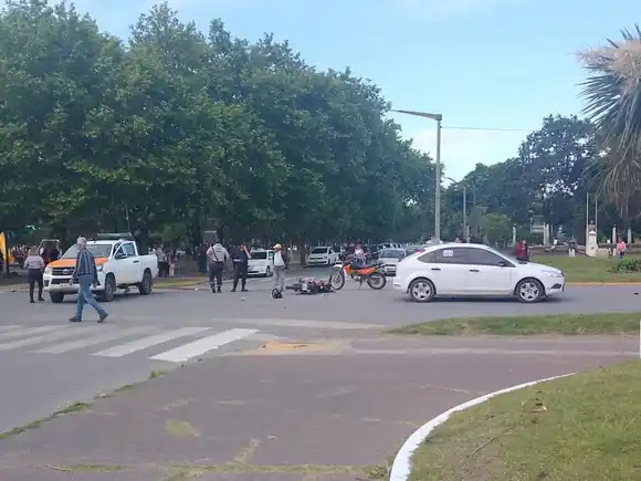 Un motociclista hospitalizado