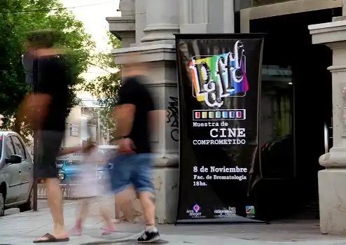 Se desarrolló la primera Muestra de Cine Comprometido en la UNER 