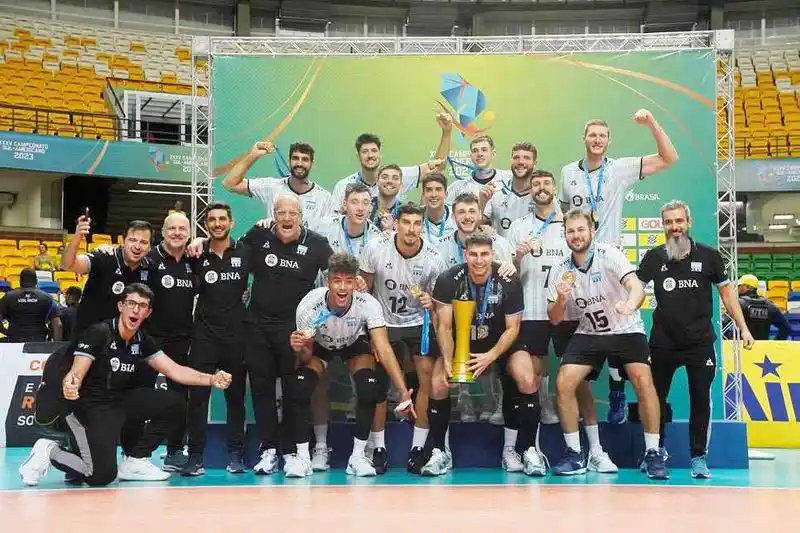 Palacios y López son campeones
sudamericanos con la Argentina