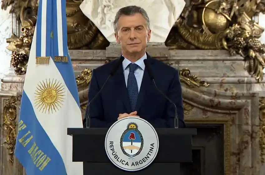 Mauricio Macri: «Vamos a tener que poner el hombro unos meses»