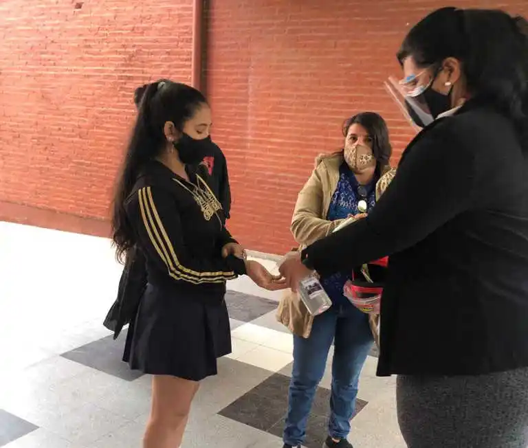 Confección de certificados de aptitud física para estudiantes secundarios en operativo sanitario