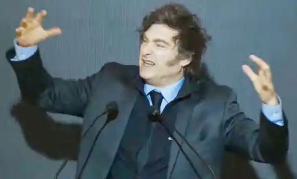 Milei desestima los audios de las coimas: “Es una opereta más de la oposición”