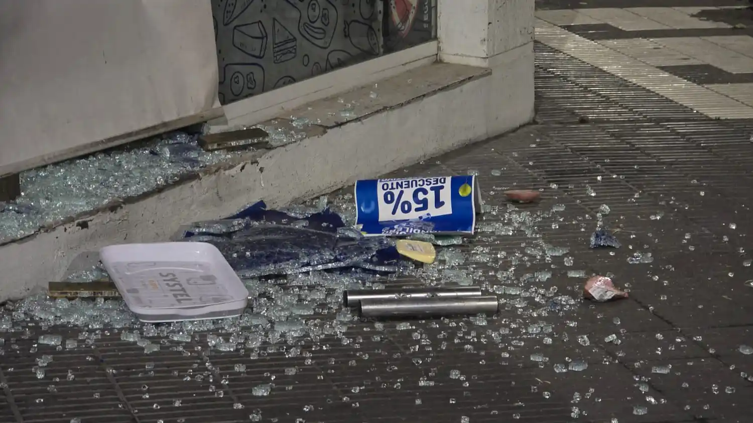 Robo en Luz Azul - 3