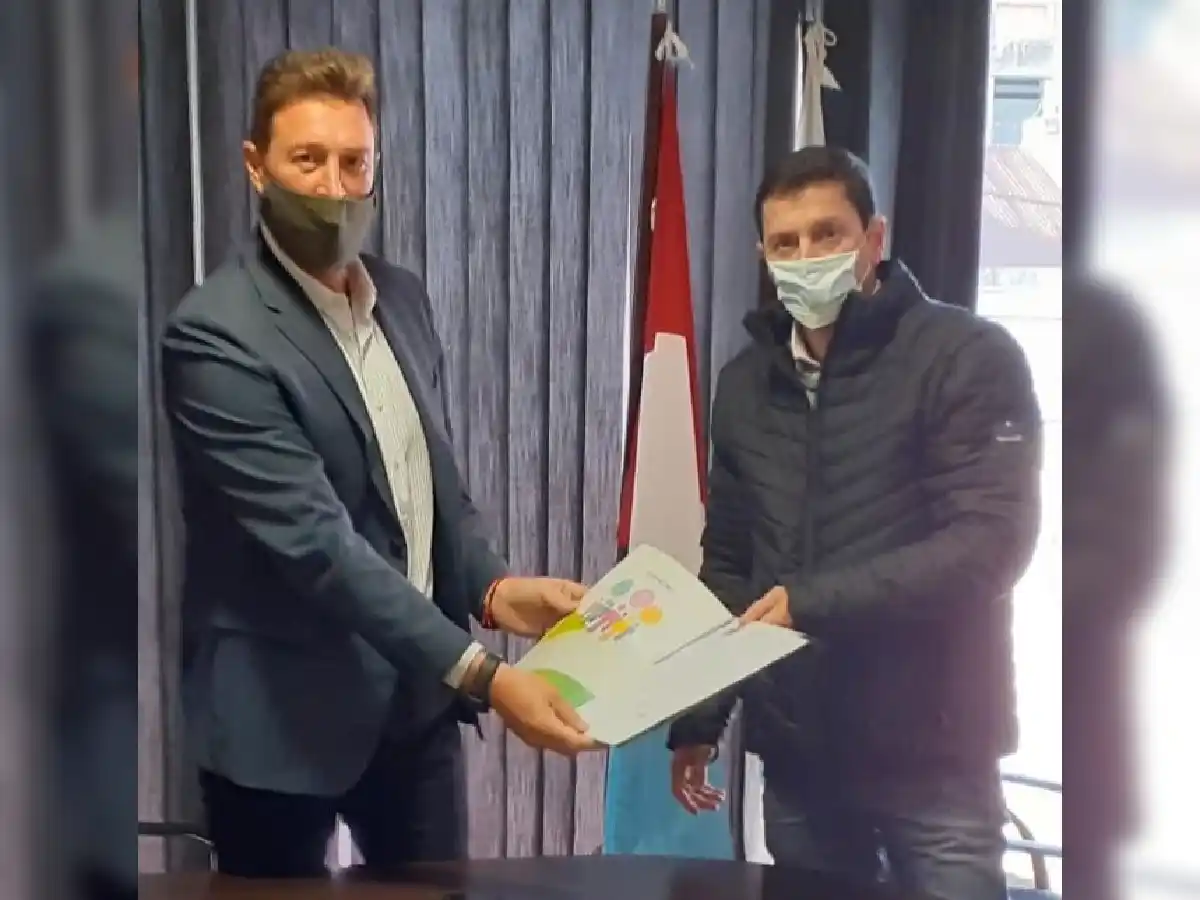 Ruralistas entregaron petitorio a García Aresca “en defensa de la  propiedad privada”        