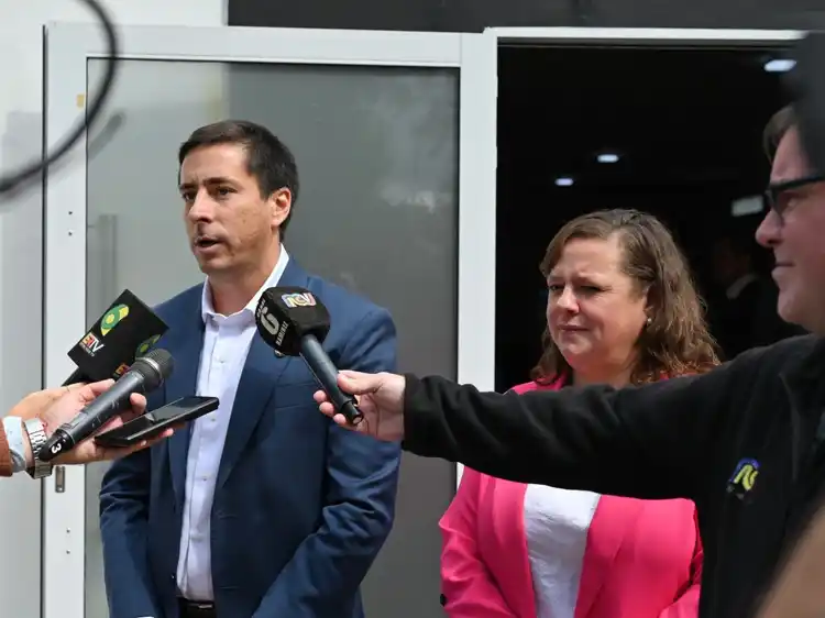 Colello puso el foco en la reforma de la Caja y la coordinación con los gobiernos locales