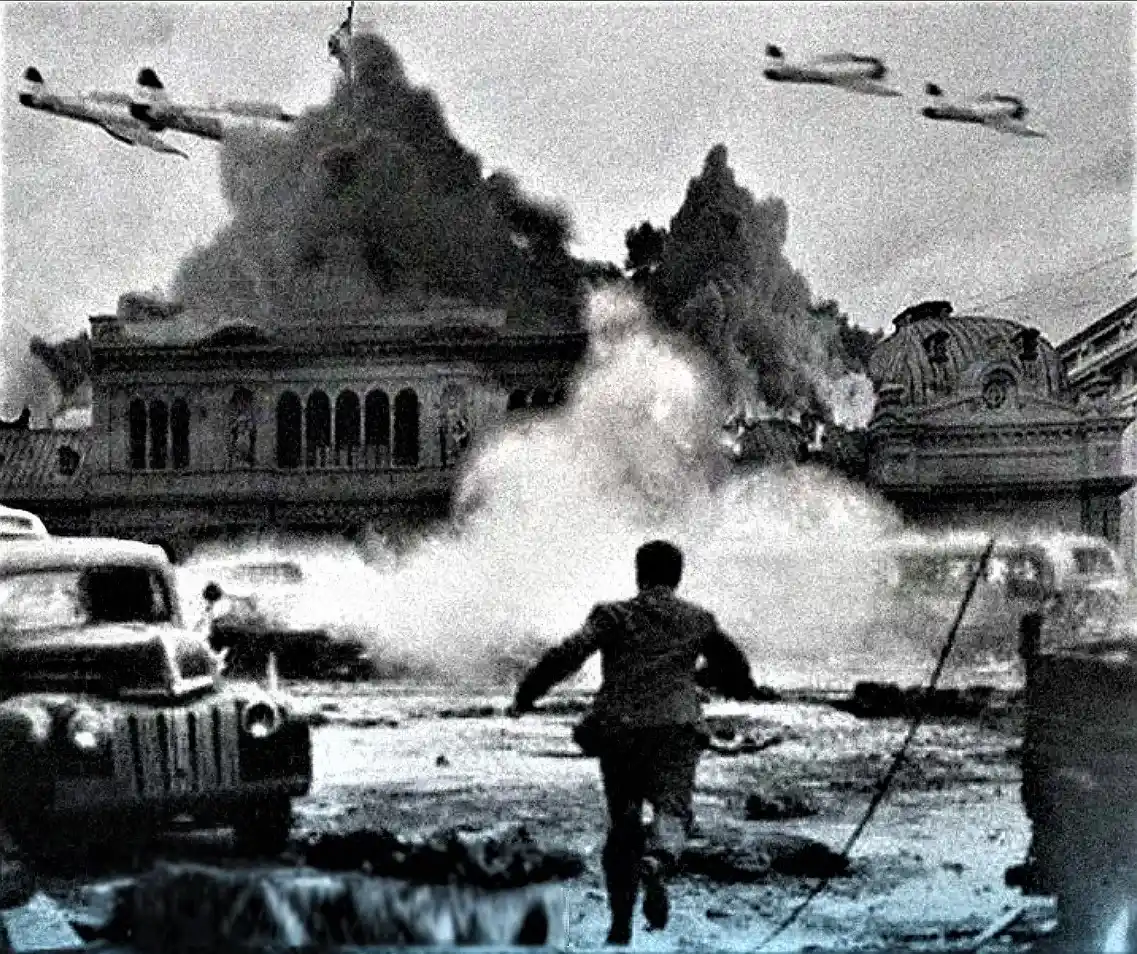 El ataque ocurrió el 16 de junio de 1955 y dejó un saldo de más de 308 muertos