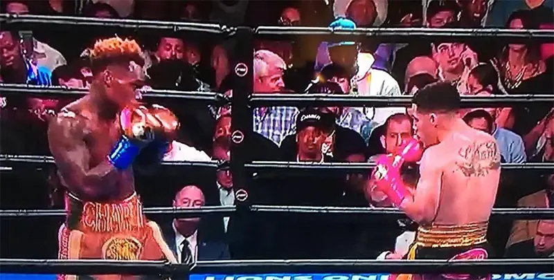 Castaño estuvo cerca de la gloria, empató con Charlo