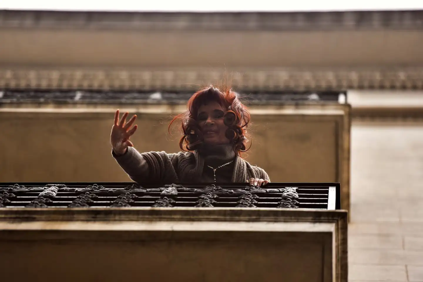 CFK denunció un operativo ilegal frente a su casa y acusó a Patricia Bullrich.