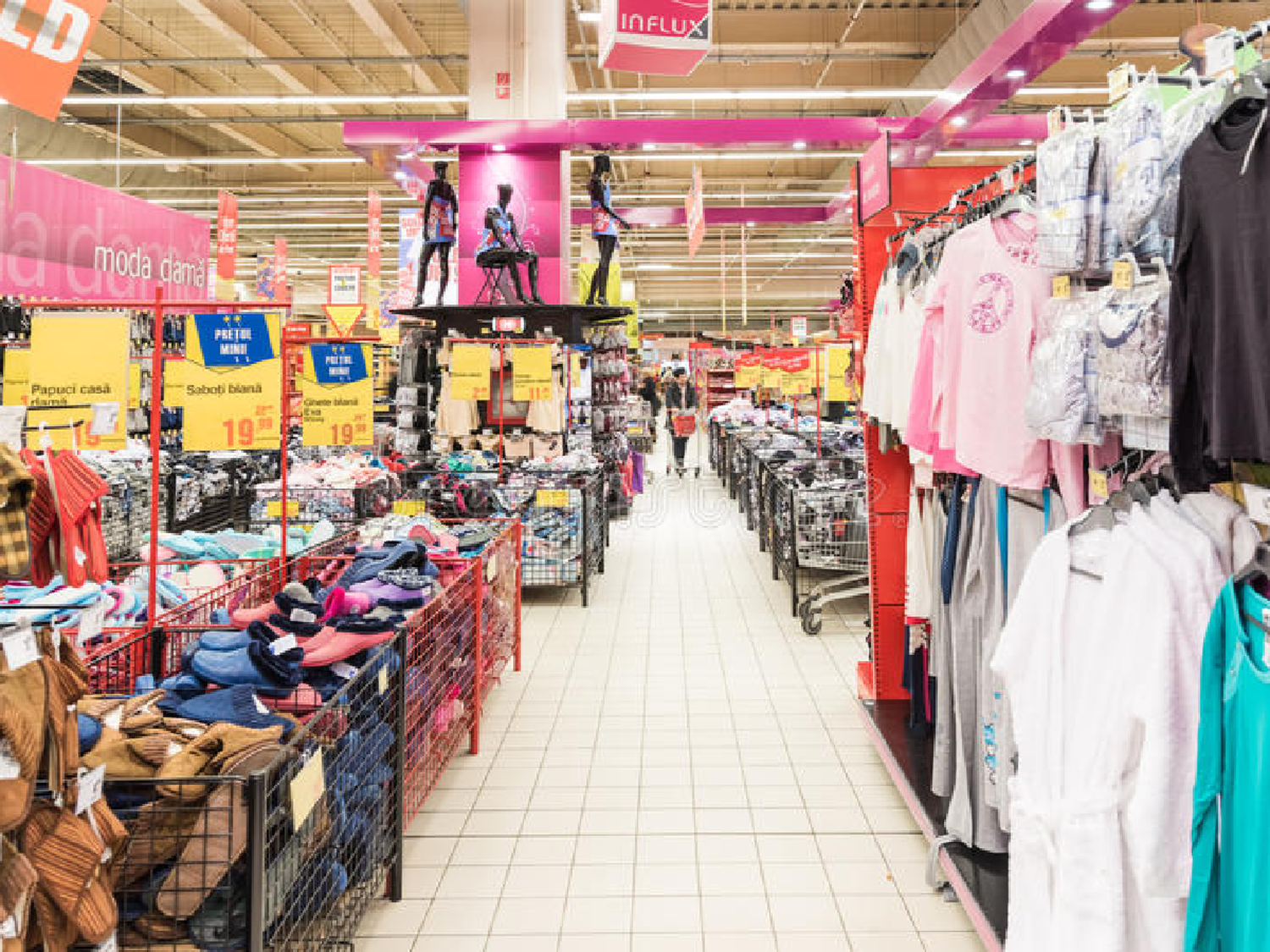 Morteros: por pedido de comerciantes, supermercado ya no vende electrodomésticos y ropa