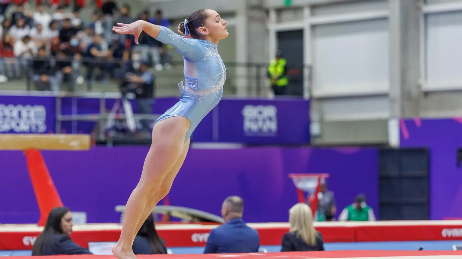 Juana Azerman en competencia.