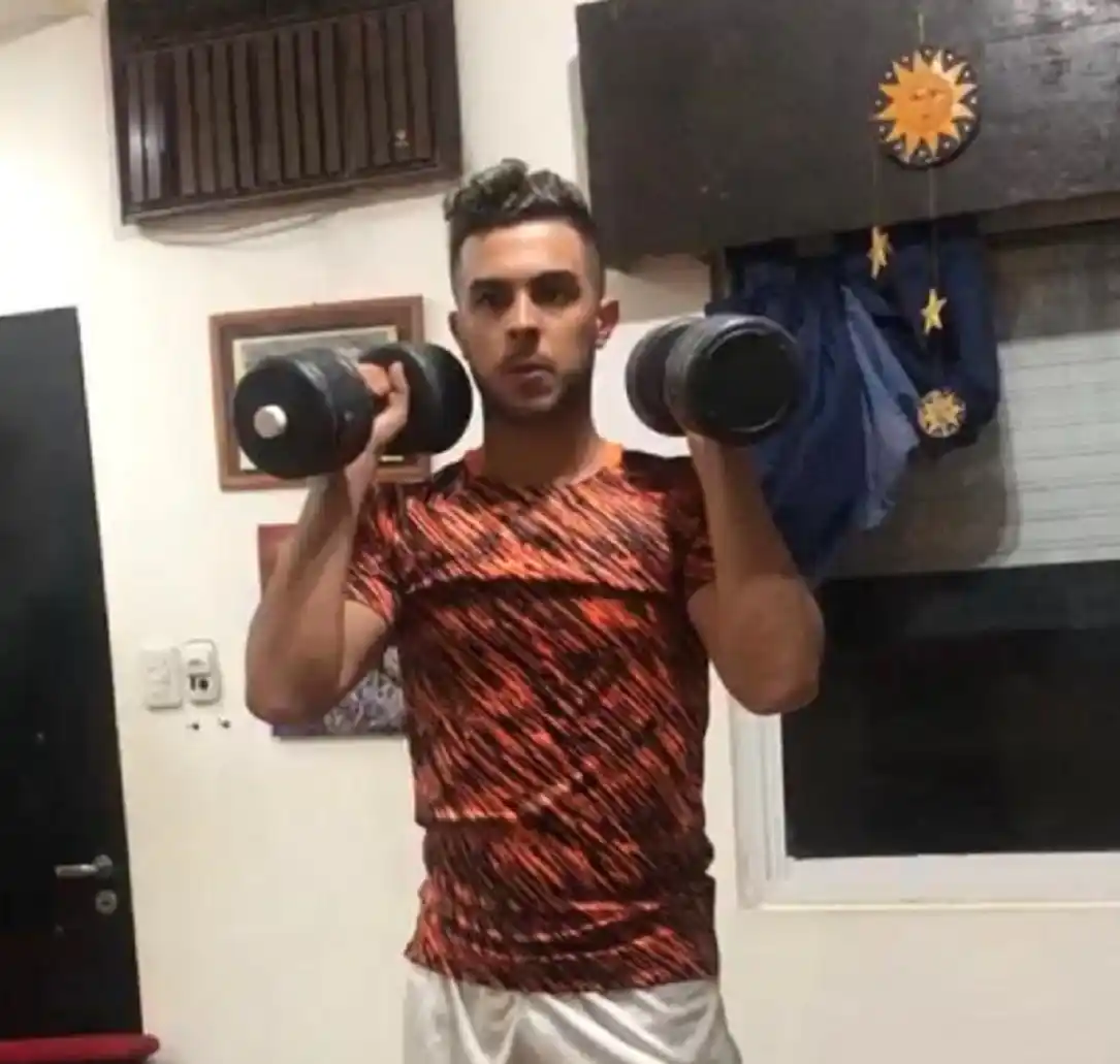 Mientras entrena en la ciudad, Martín Ojeda analiza ofertas en Primera y en el exterior