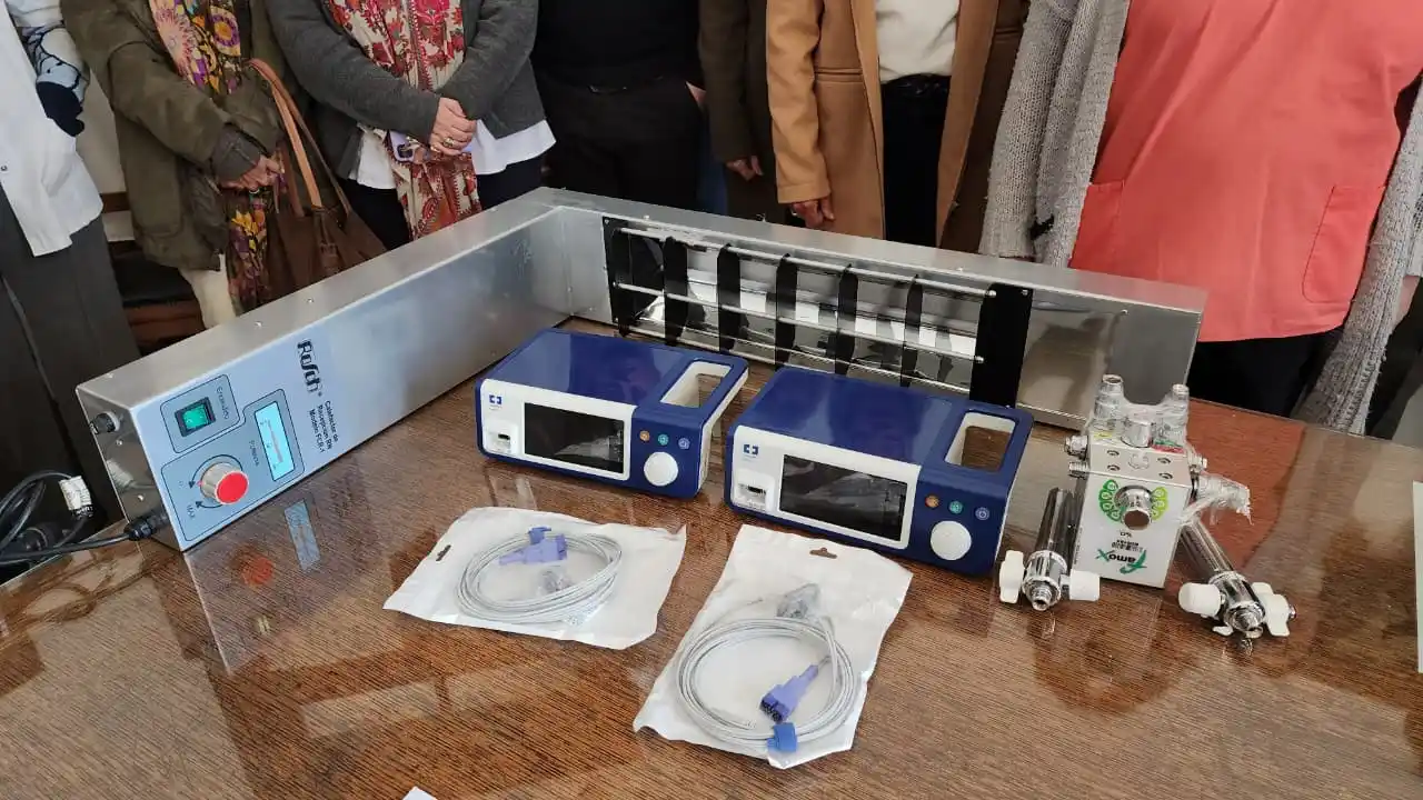 Importante donación de Damas del Hospital para el sector de Maternidad del centro asistencial.