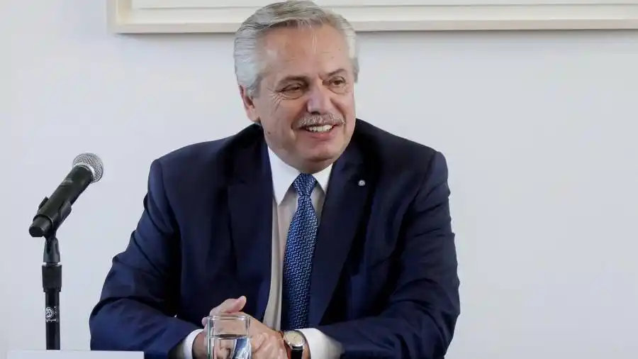 "Hay que trabajar para que los ingresos no se devalúen frente a la inflación"