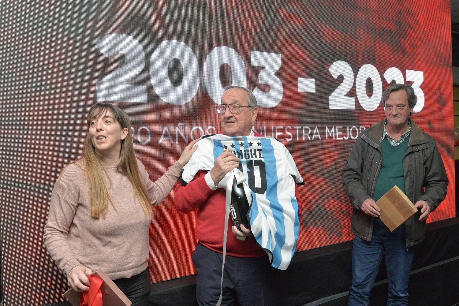 Con el Oído Agudo