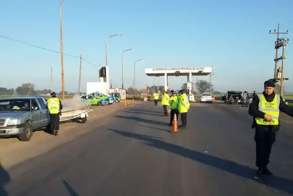 Aumentaron los peajes en las rutas 6 y 70: ¿cuánto cuesta ahora?