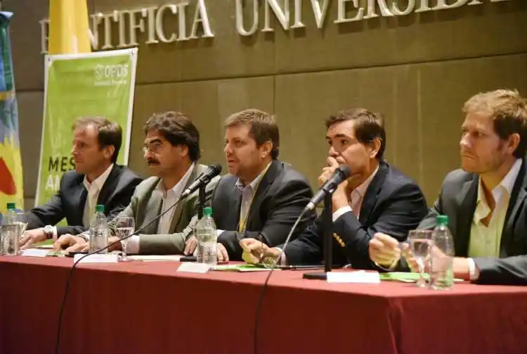 Primer encuentro de la mesa ambiental bonaerense