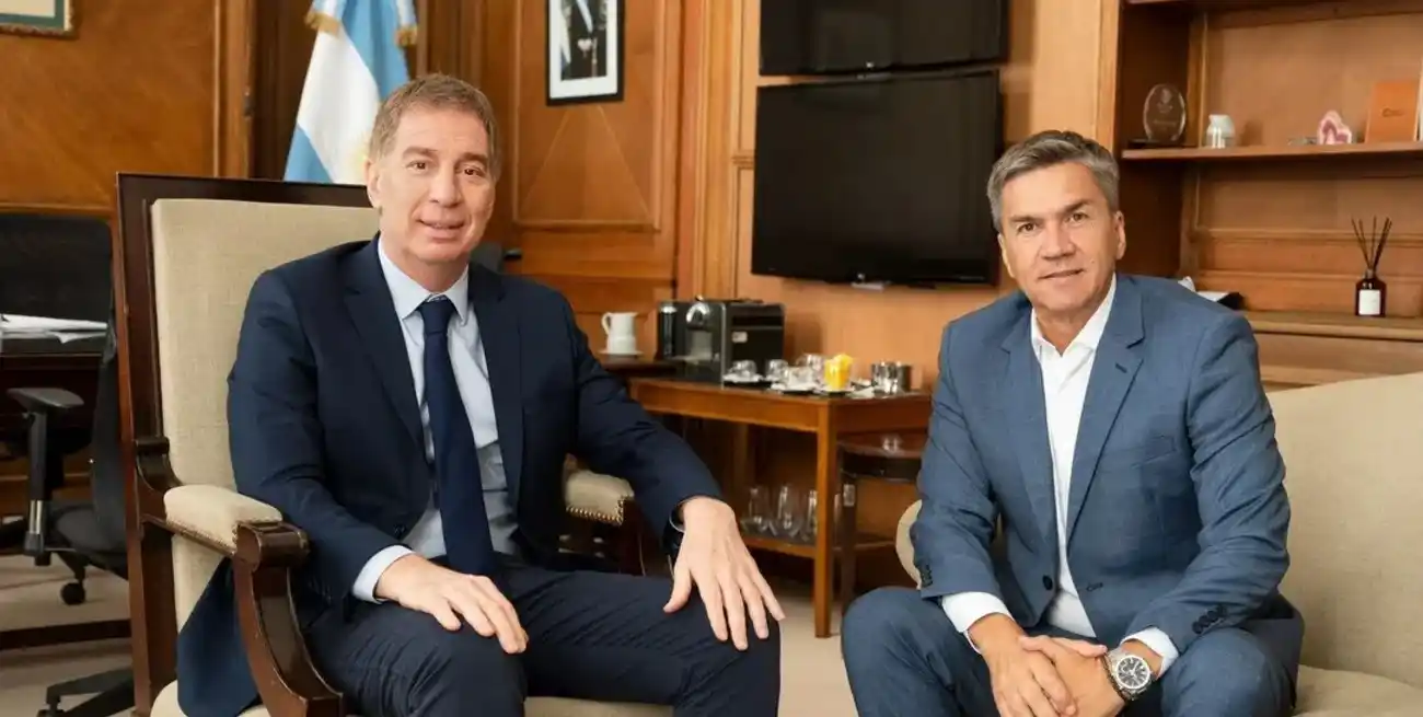 Santilli recibió al gobernador de Chaco Zdero en la previa al tratamiento de la reforma laboral en el Senado.