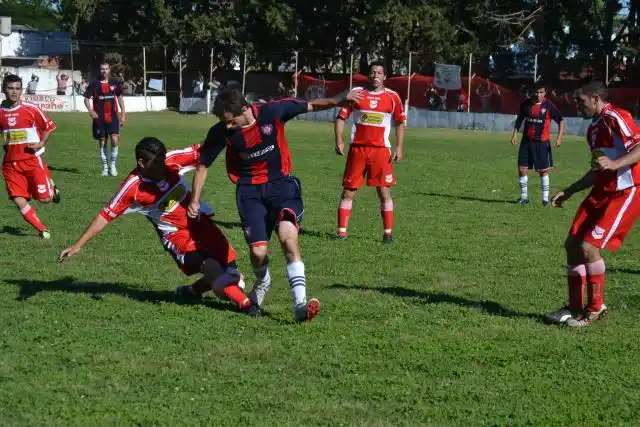 En electrizante partido empataron 3 a 3. San Lorenzo y Quilmes. clasificó el azulgrana