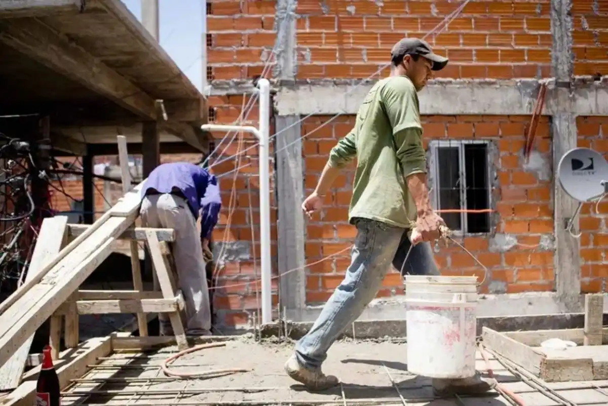 El empleo informal superó el 42% y alcanza a 4 de cada 10 trabajadores en la Argentina