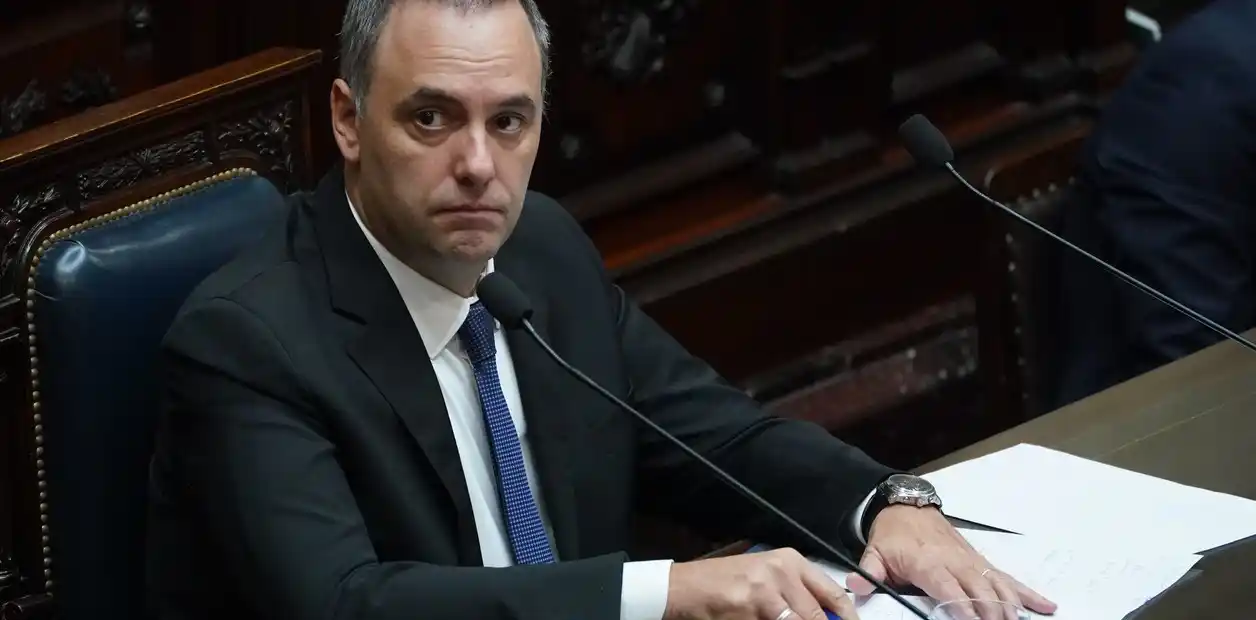 Manuel Adorni descarta renunciar: "Por el contrario, estoy acá dando la cara"