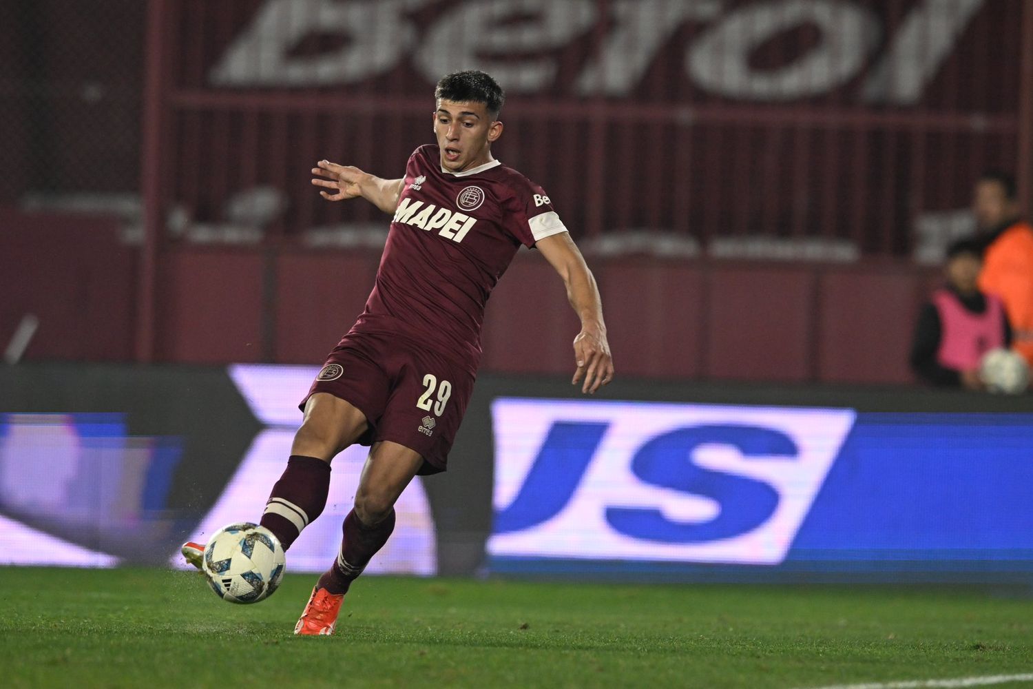 Sanabria anotó para Lanús.