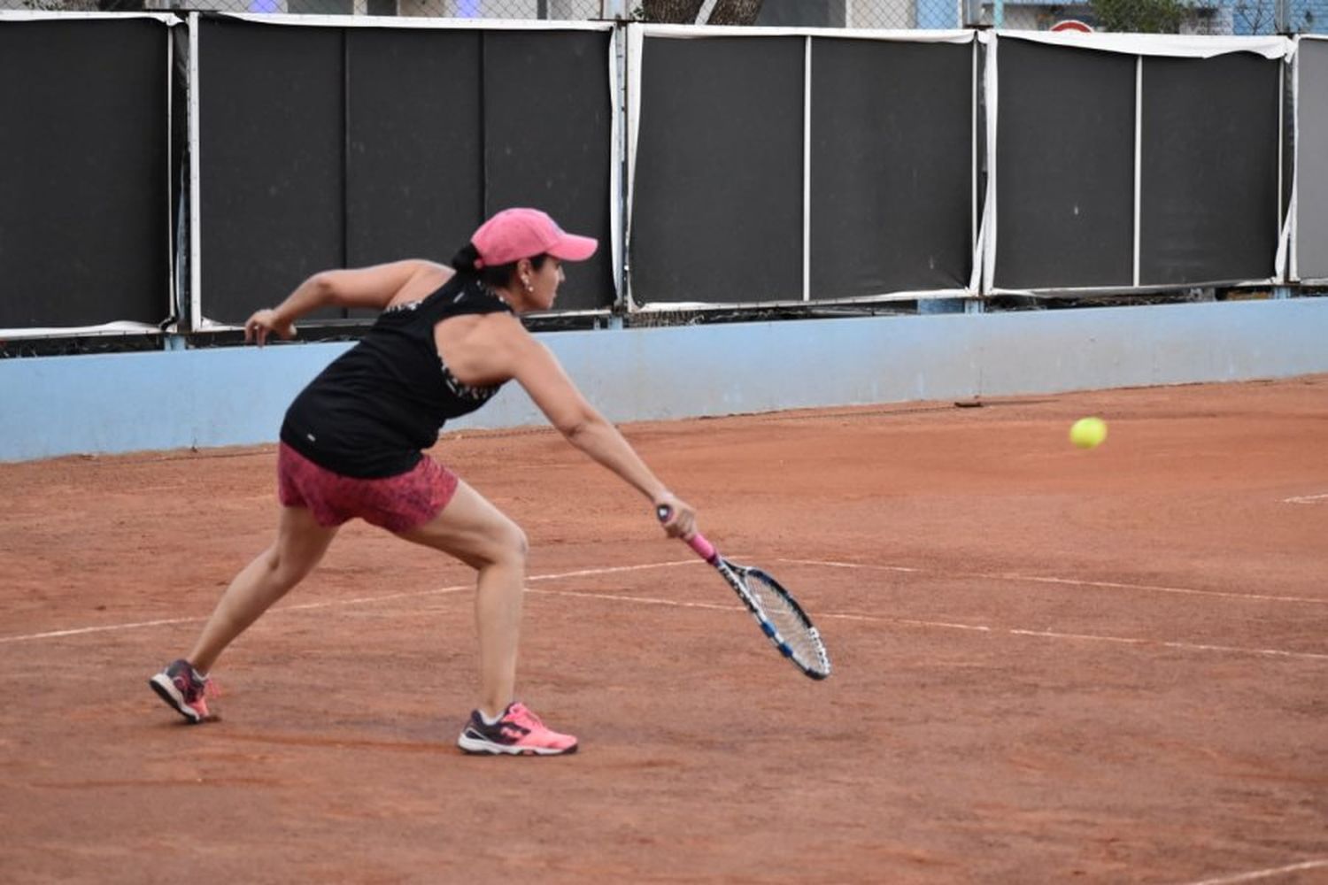 Comenzó a disputarse el Summer Cup en Celeste Tenis