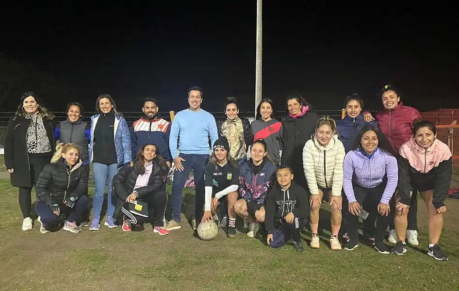 Selección Municipal Femenina de fútbol en una copa provincial