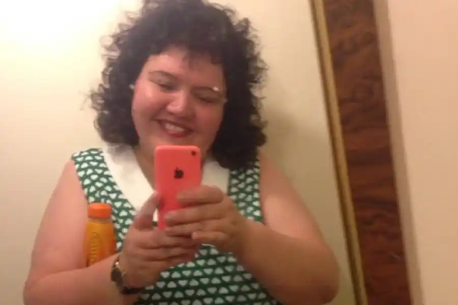 Revelan la foto de la acosadora real de “Bebé reno”