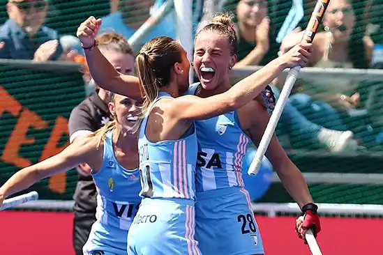 Las Leonas debutaron  con victoria ante Bélgica
