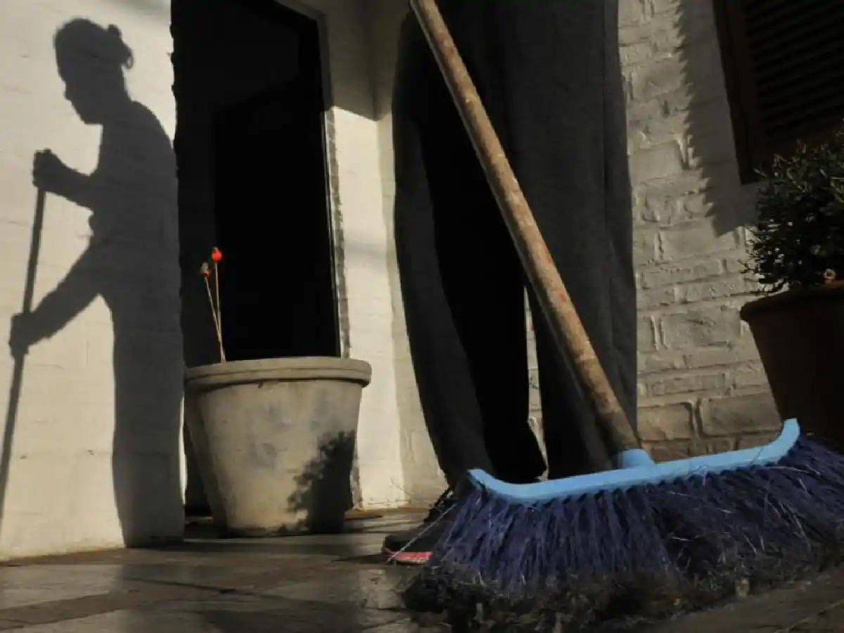 Cada dos días una empleada doméstica pierde su trabajo