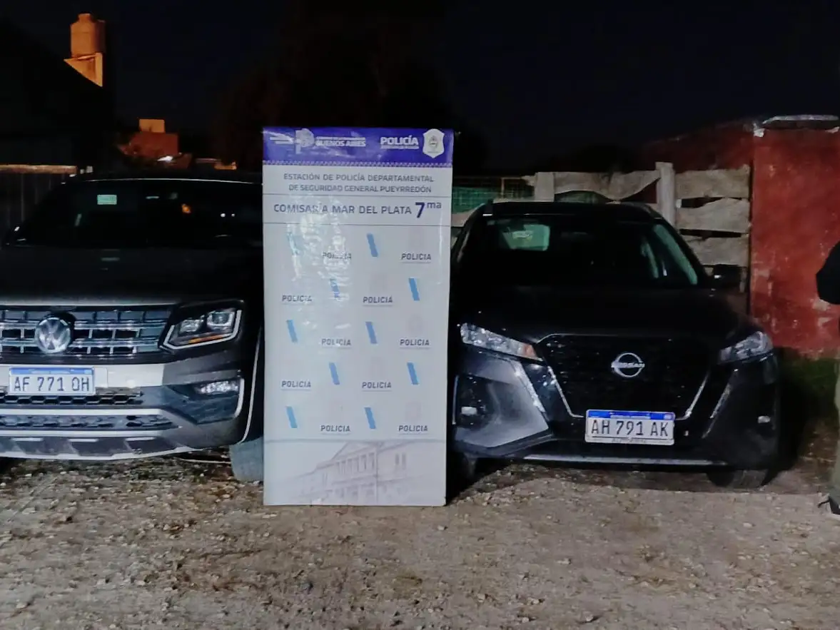 De acuerdo a la investigación, uno de los vehículos había sido sustraído el 18 de marzo bajo la modalidad de hurto automotor, mientras que el otro fue robado el 28 de abril en un hecho de robo agravado con uso de arma de fuego.