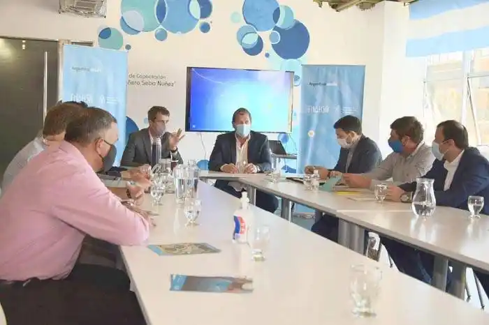 Nuestra misión es  generar trabajo,  ampliar derechos y  promover el desarrollo