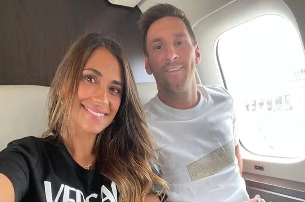 Mauro Icardi le dio la bienvenida a Lionel Messi al PSG