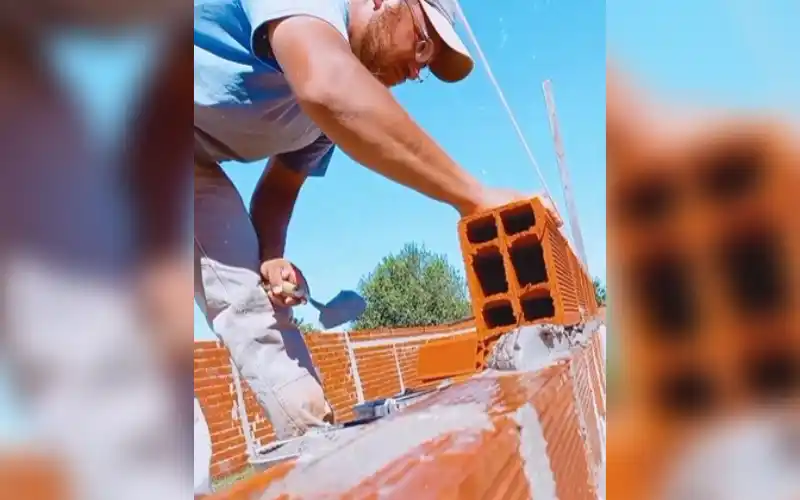 Terminaron su casa y no se pueden mudar porque no les conectan agua y cloacas