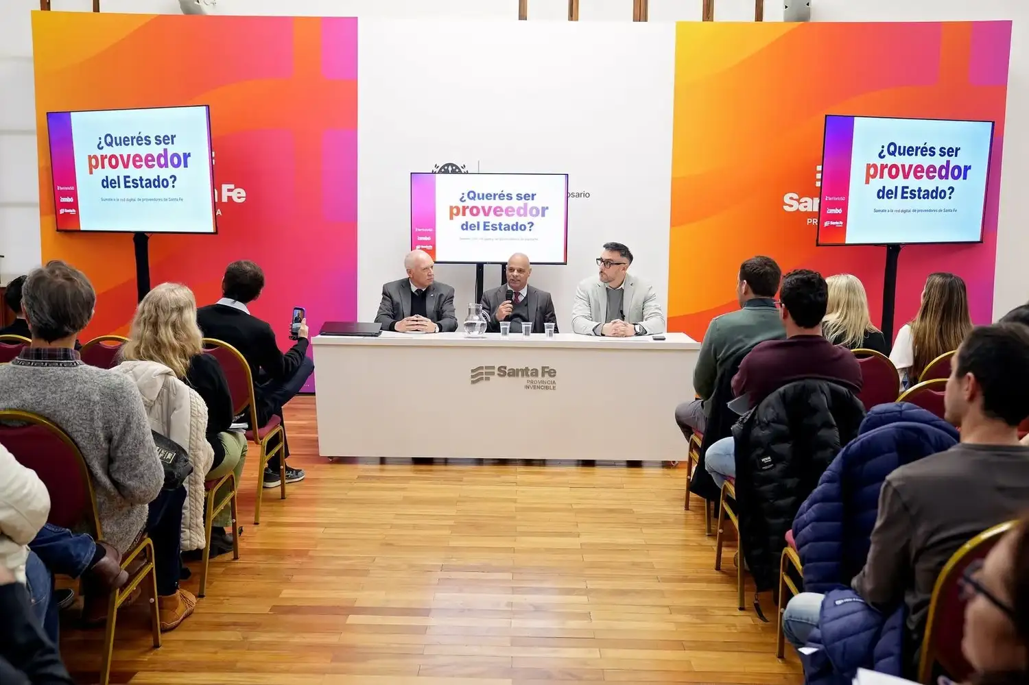 La Provincia capacitó a empresas para facilitar su incorporación como proveedoras del Estado - 2