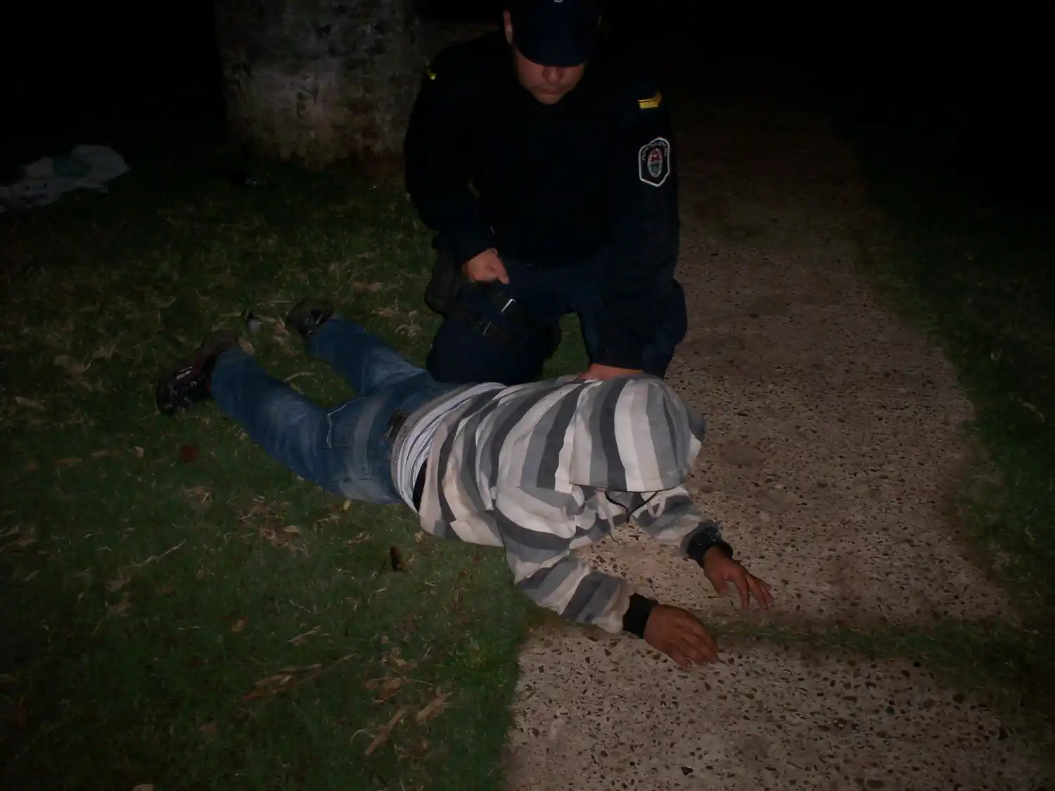 Un canillita guió a la policía para atrapar a un delincuente