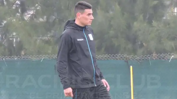 Racing pierde a Martínez y buscaría a Sebastián Pérez