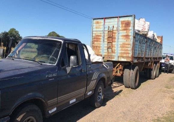 Secuestraron camioneta con acoplado sin documentación que transportaba material reciclable
