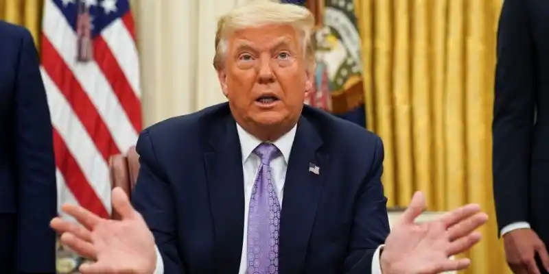 Donald Trump denuncia que sus votos  «desaparecen mágicamente» y Twitter lo etiqueta como «engañoso»