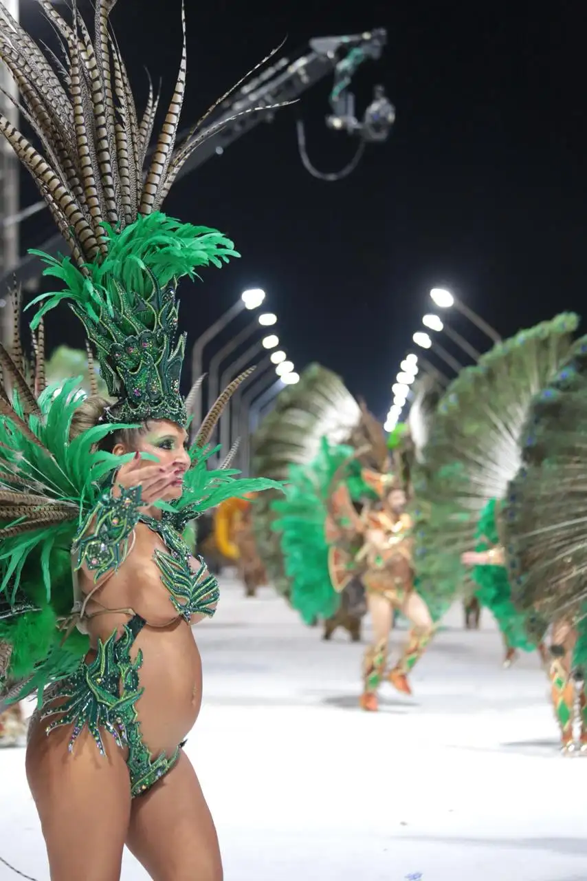 ¡Un baby shower en pleno Carnaval!: la reacción de Pamela Martínez a una inesperada sorpresa