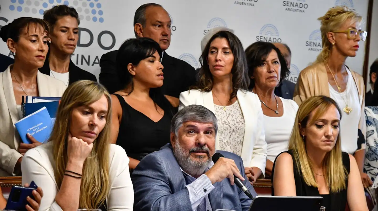 Cristina Kirchner se reúne con senadores peronistas en la sede del PJ