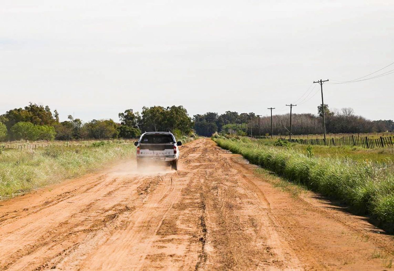 Más gestiones de Enrico por la pavimentación del camino Cafferata-La Chispa