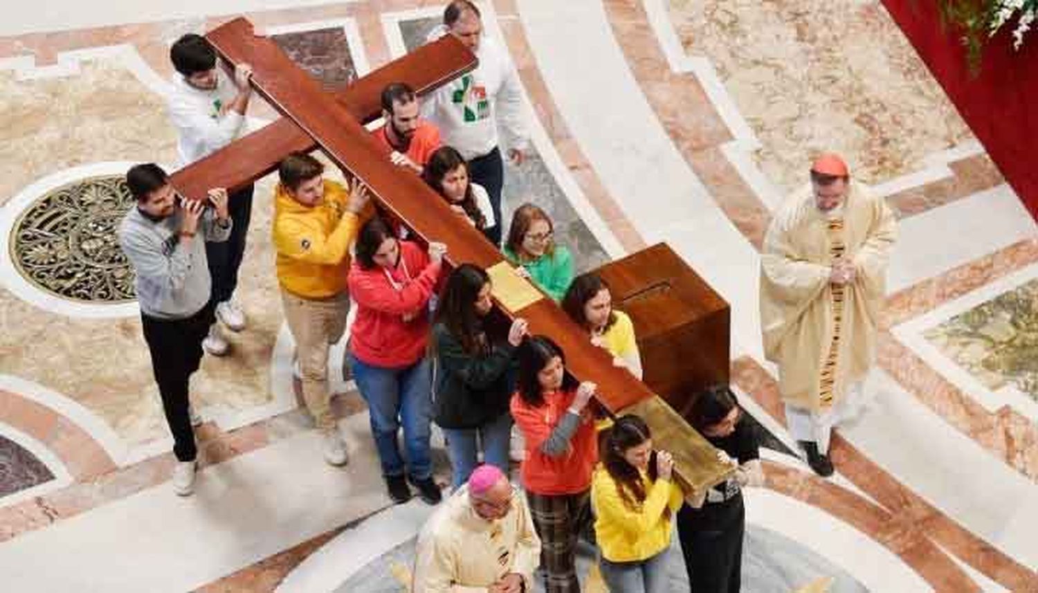 Francisco, a los jóvenes: “No traicionen sus propios ideales para ser estrellas de un día”